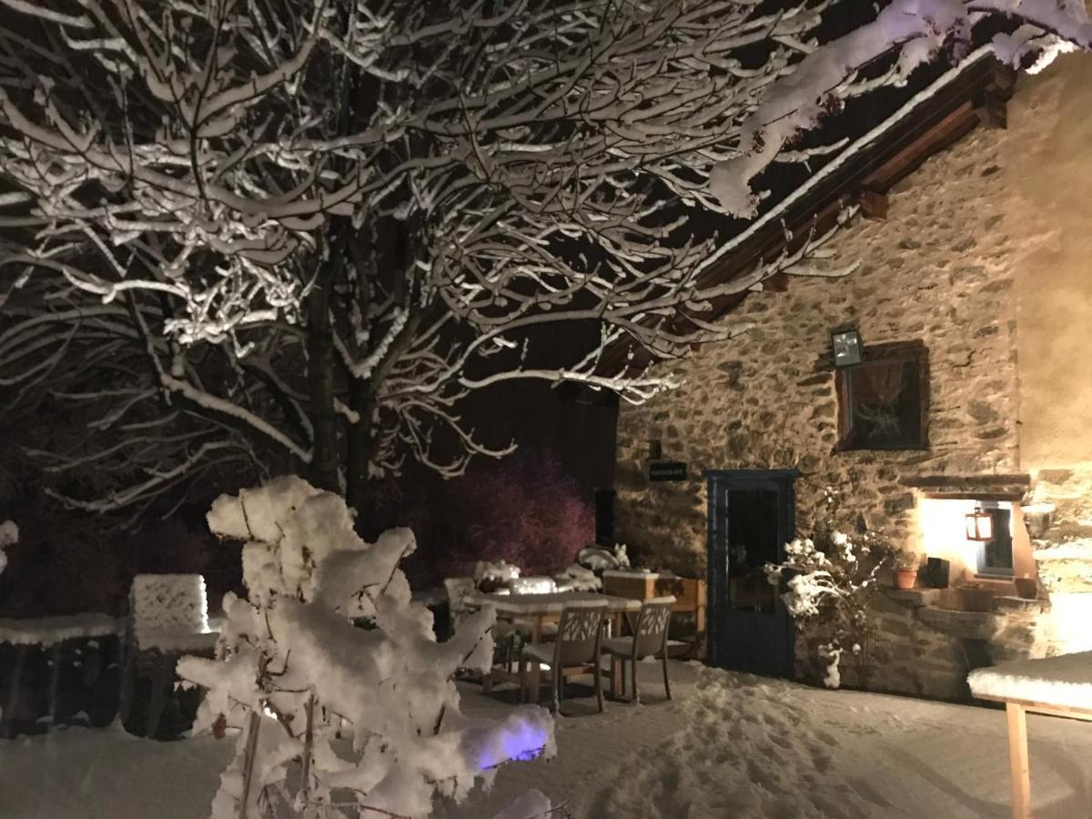 Cal Xandera Hotel Angoustrine Екстериор снимка